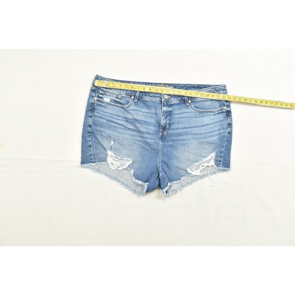 Torrid Women's Plus Size 24 Distressed Denim Jean Cut Off Shorts Blue - Picture 3 of 8